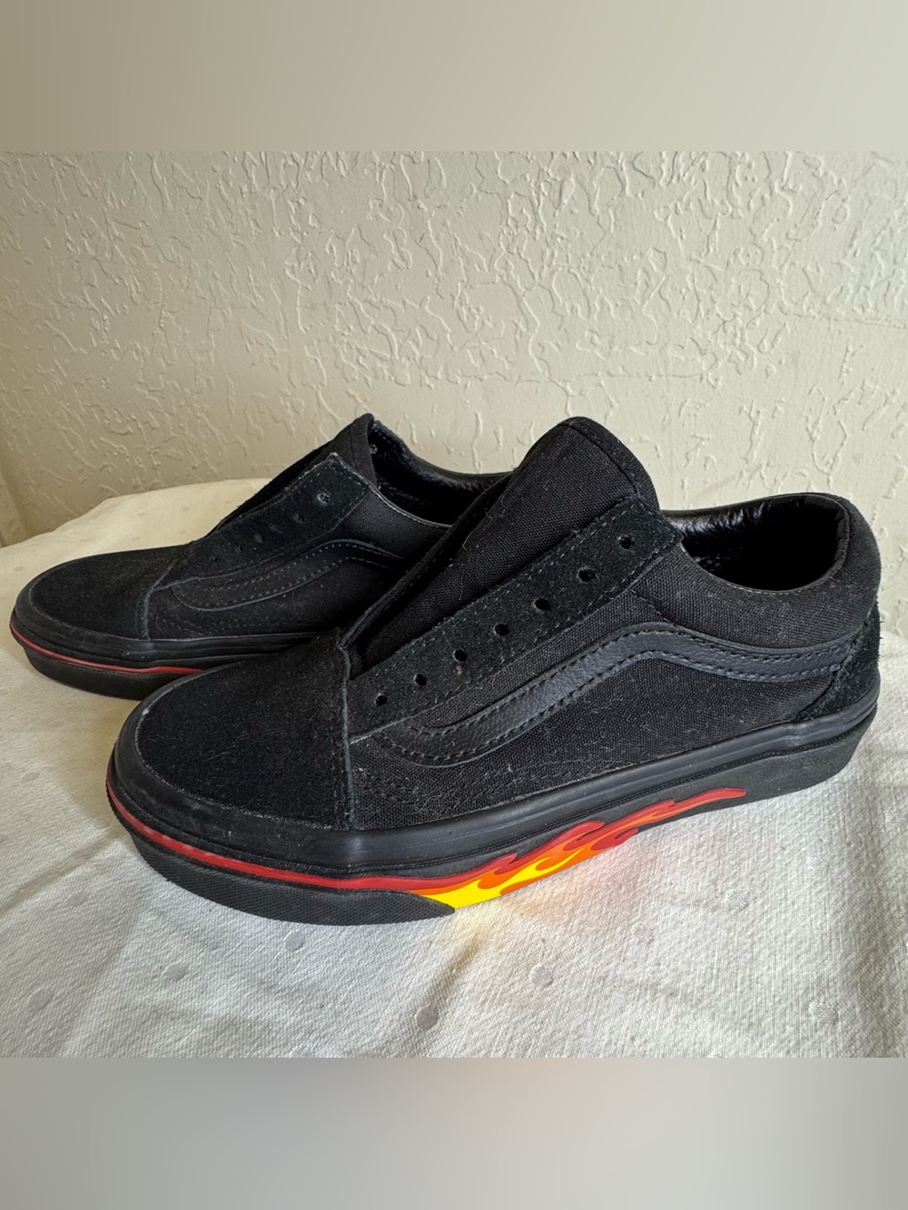 Vans Old Skool Flame Wall Sneakers - Mens 3.5/Womens 5